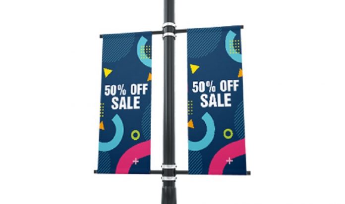 Pole banner